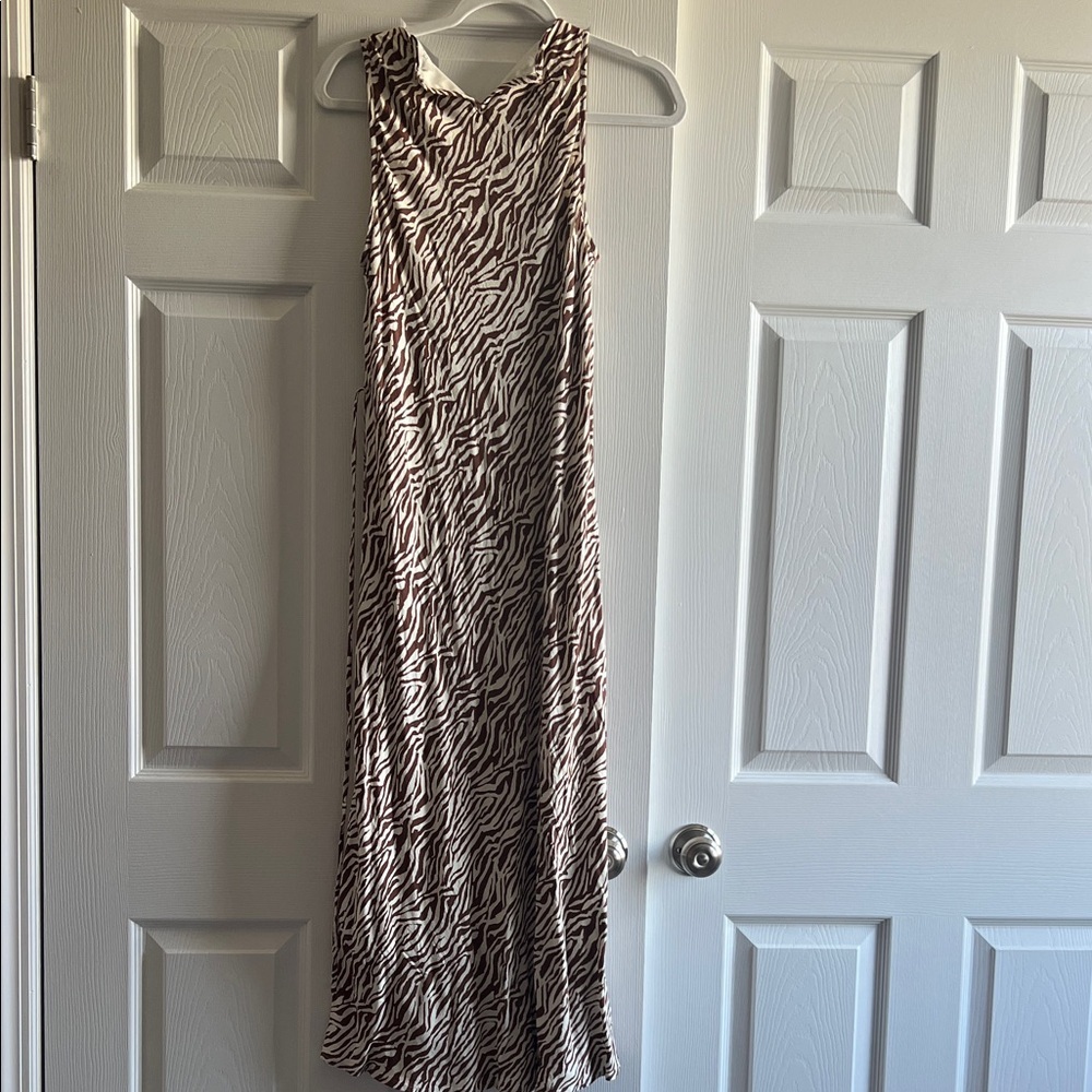WAYF Zebra Print Sleeveless Maxi Dress Size M - Picture 6 of 8